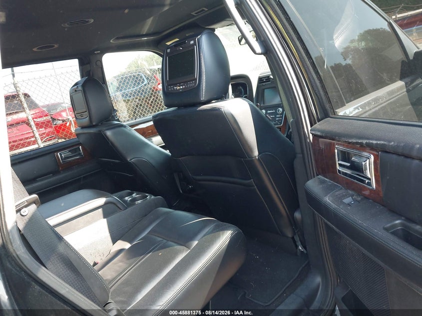 2015 LINCOLN NAVIGATOR auction photo 8