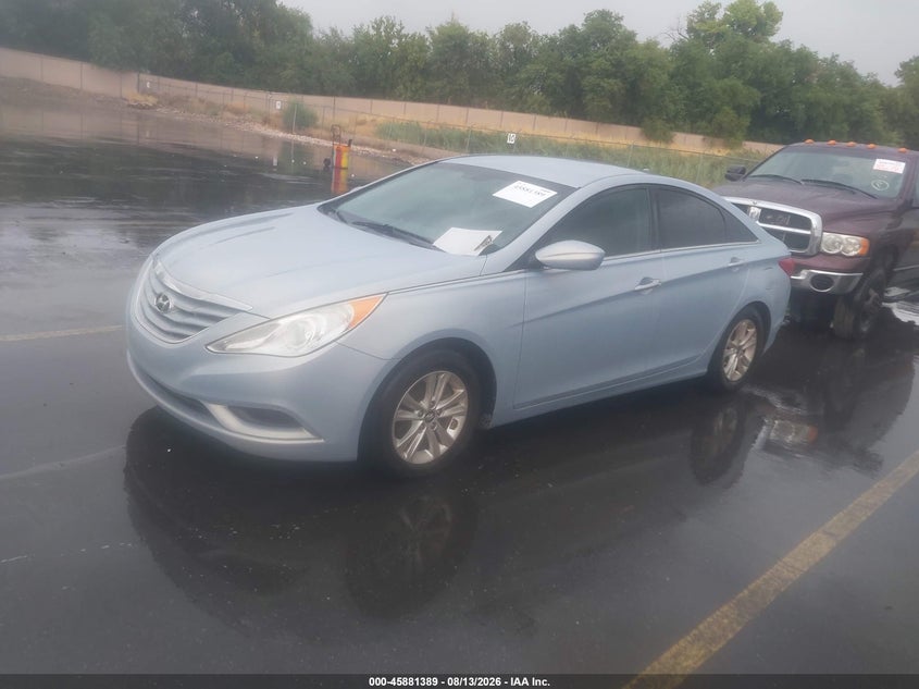 2013 Hyundai Sonata, Обычный износ, IAAI, VIN 5NPEB4AC3DH727531 — фото 2