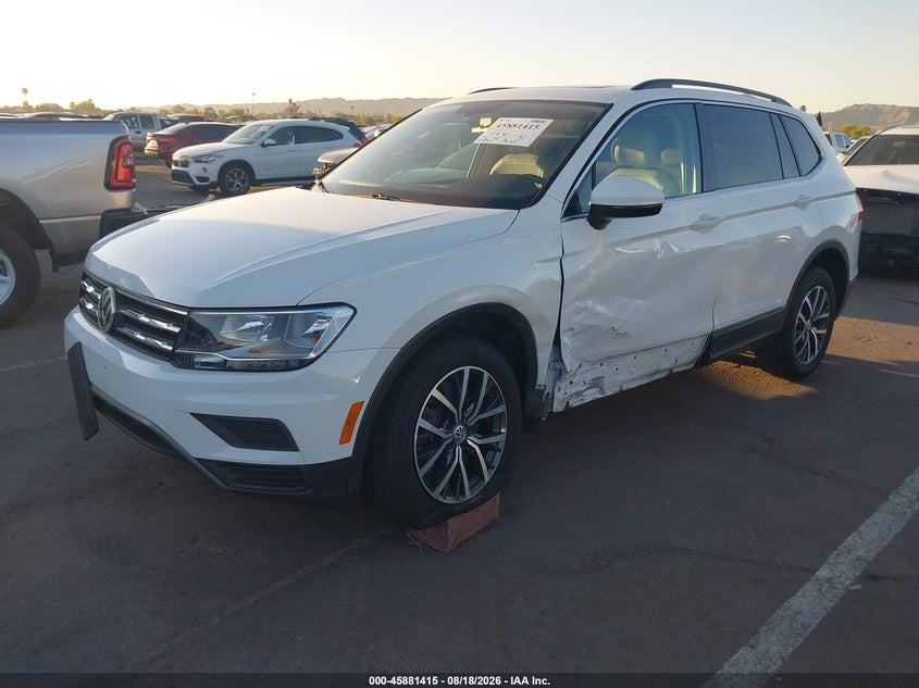 VOLKSWAGEN TIGUAN 2018 VIN 3VV3B7AX1JM191536
