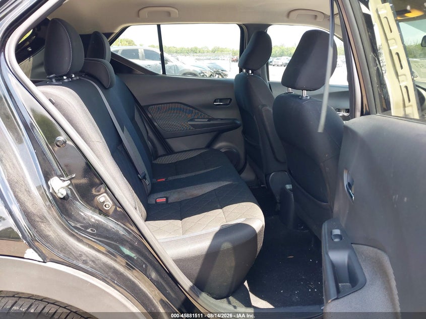 2019 NISSAN KICKS auction photo 8