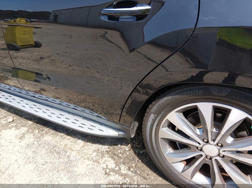 2013 MERCEDES-BENZ GL 450 auction photo 6