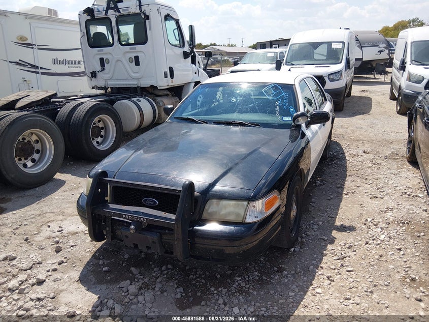 2011 FORD CROWN VICTORIA auction photo 6