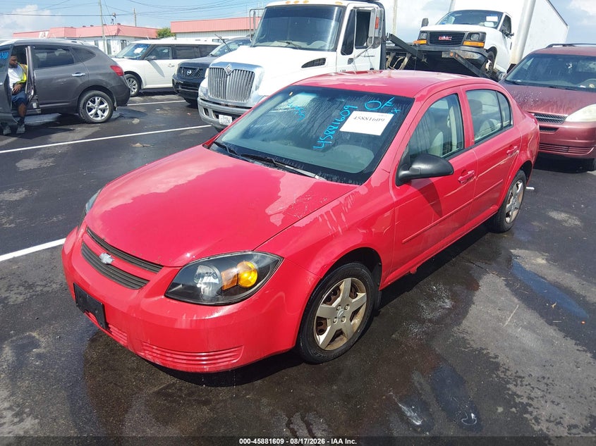 2005 CHEVROLET COBALT auction photo 2