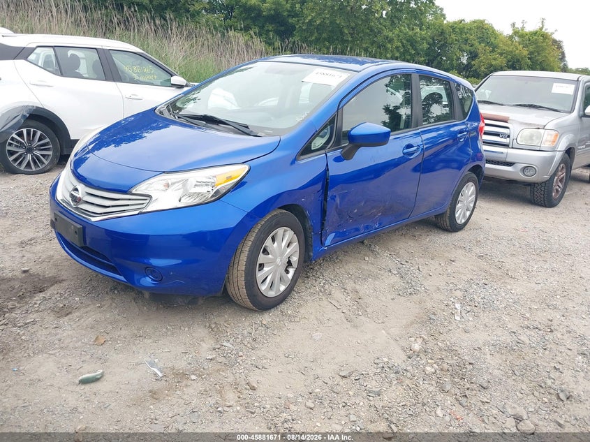 2015 Nissan Versa, Left Side, IAAI, VIN 3N1CE2CP9FL367237 — photo 2