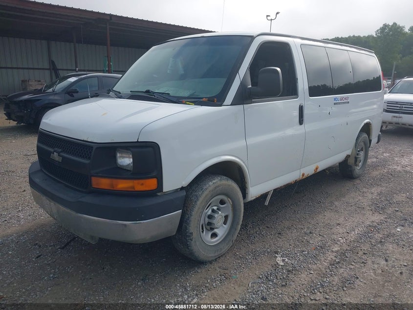 2008 CHEVROLET EXPRESS PASSENGER auction photo 2