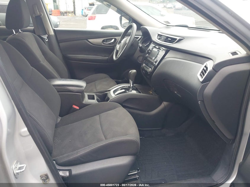 2016 NISSAN ROGUE auction photo 5