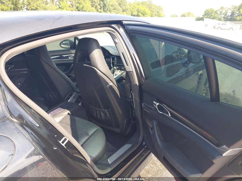 2015 PORSCHE PANAMERA auction photo 8