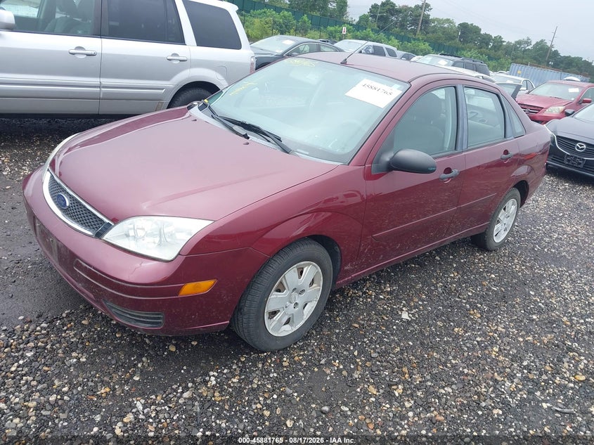 2007 Ford Focus, Обычный износ, IAAI, VIN 1FAFP34N17W293014 — фото 2