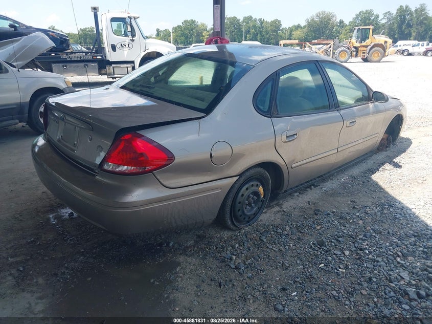 2007 FORD TAURUS auction photo 4