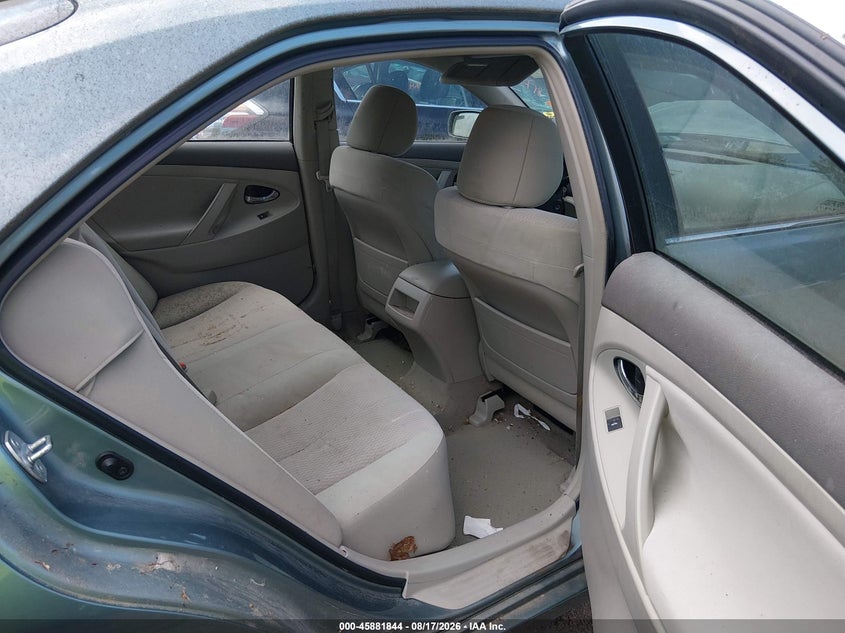 2011 TOYOTA CAMRY auction photo 8