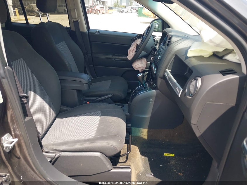 2016 JEEP COMPASS auction photo 5