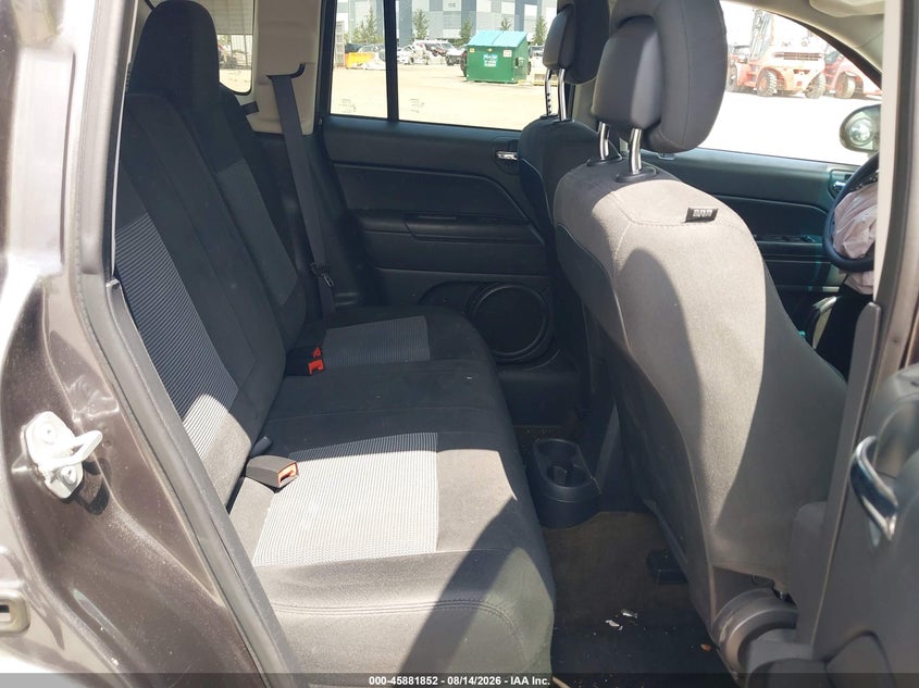 2016 JEEP COMPASS auction photo 8