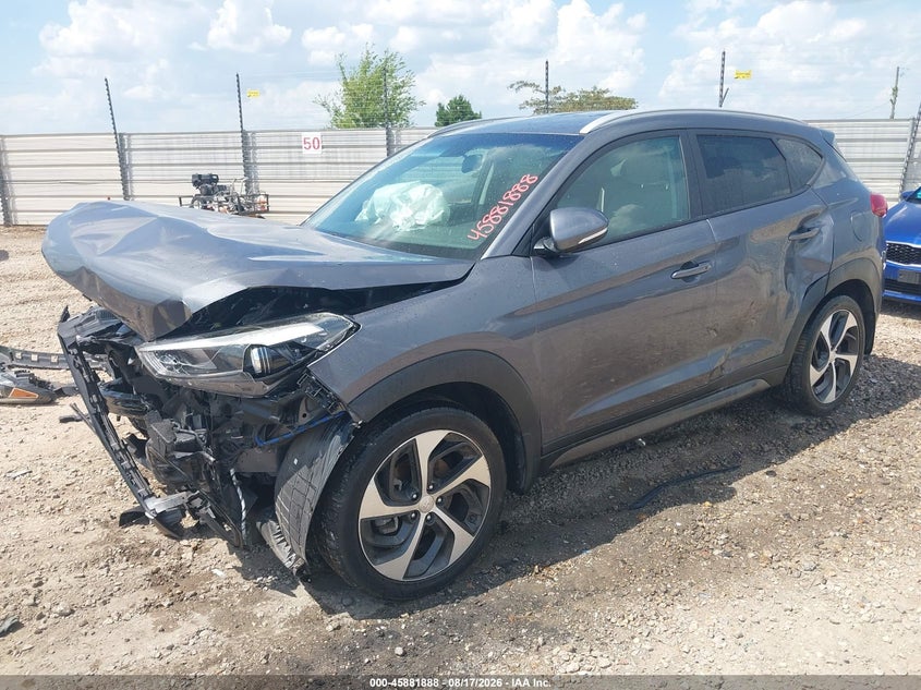 2016 Hyundai Tucson, Front End, IAAI, VIN KM8J33A29GU205506 — photo 2