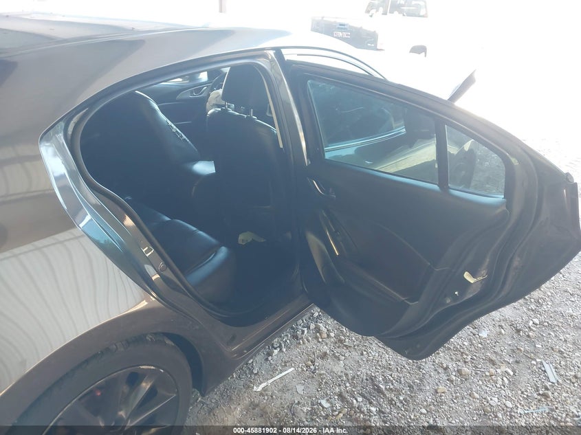 MAZDA MAZDA3 2018 VIN 3MZBN1L31JM164746