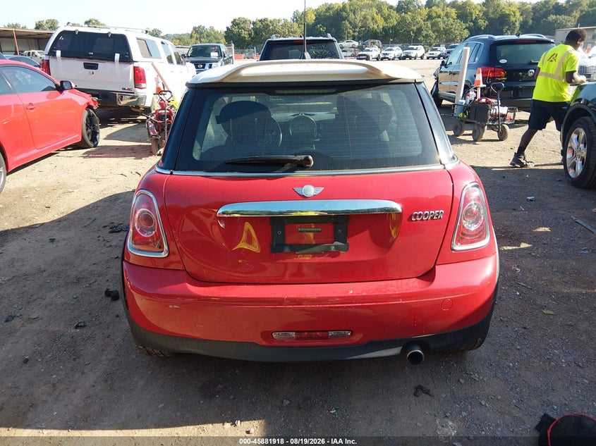 2012 MINI COOPER · Фото 16