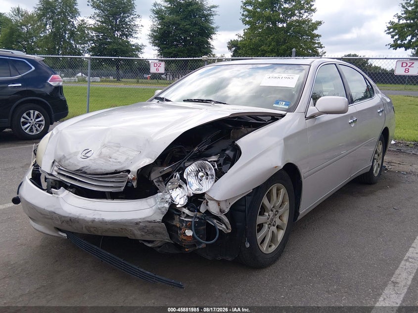 2002 LEXUS ES 300 auction photo 2