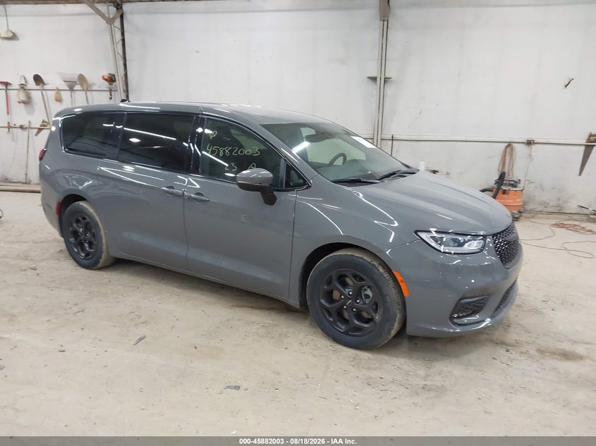 2023 CHRYSLER PACIFICA HYBRID auction photo 1