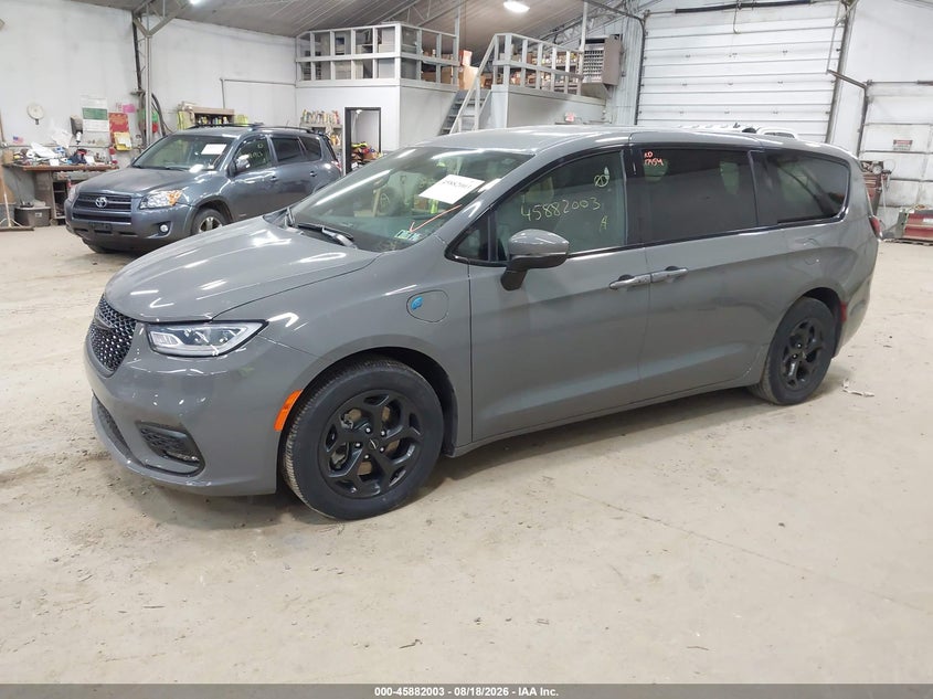 2023 CHRYSLER PACIFICA HYBRID auction photo 2