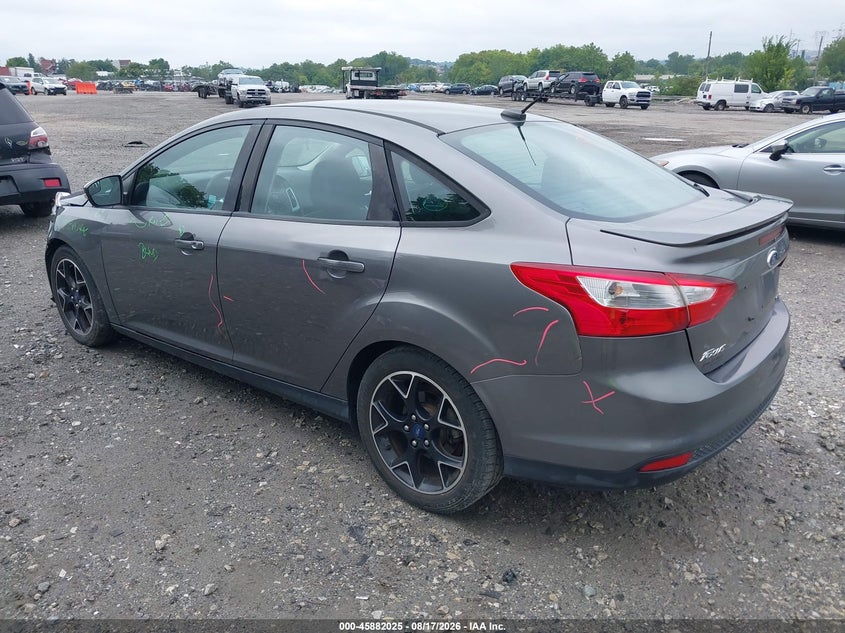 Vin: 1fadp3f2xel201715, lot: 46381059, ford focus se 20143