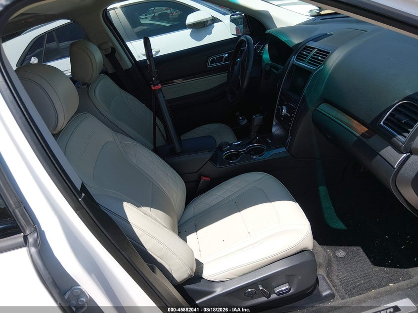 2017 FORD EXPLORER auction photo 5