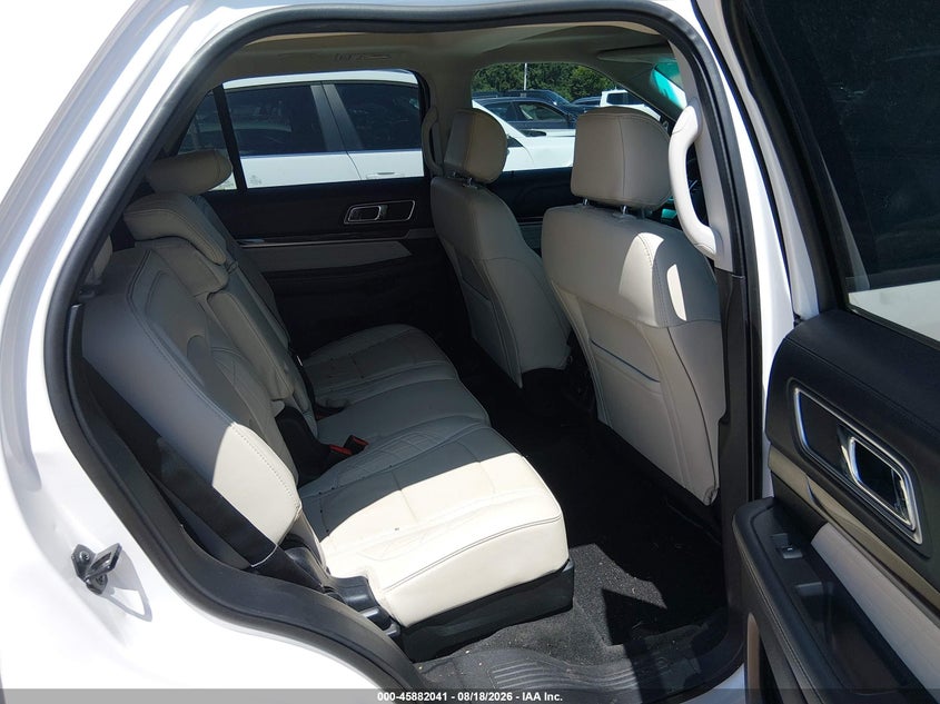 2017 FORD EXPLORER auction photo 8
