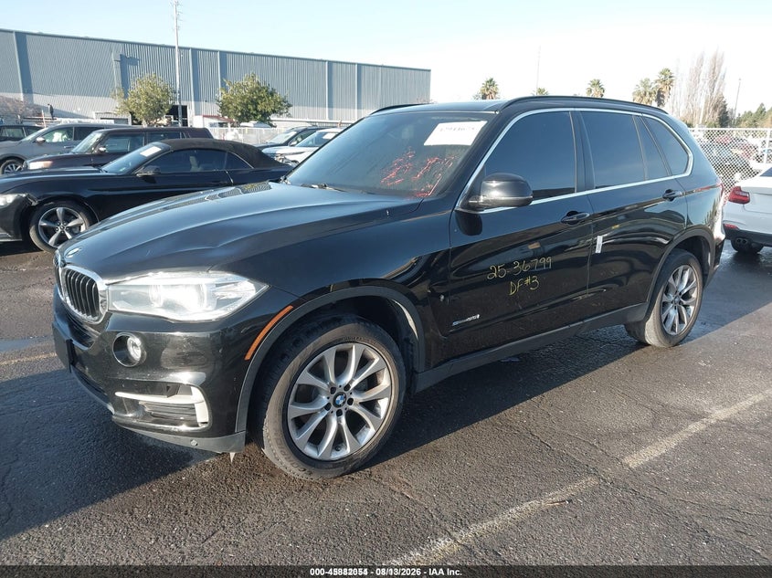 2016 BMW X5, Удар сзади, IAAI, VIN 5UXKR2C59G0R69614 — фото 2