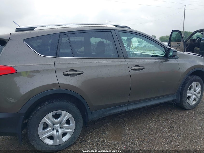 TOYOTA RAV4 - zdjęcie 13