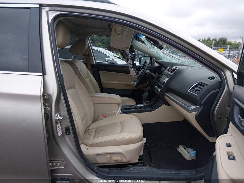 2015 SUBARU OUTBACK auction photo 5