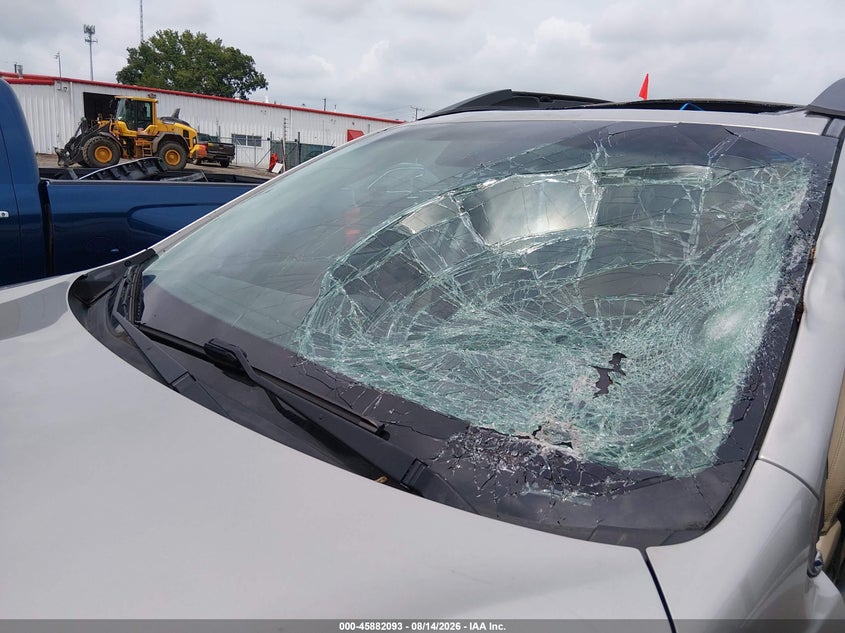 2015 SUBARU OUTBACK auction photo 6