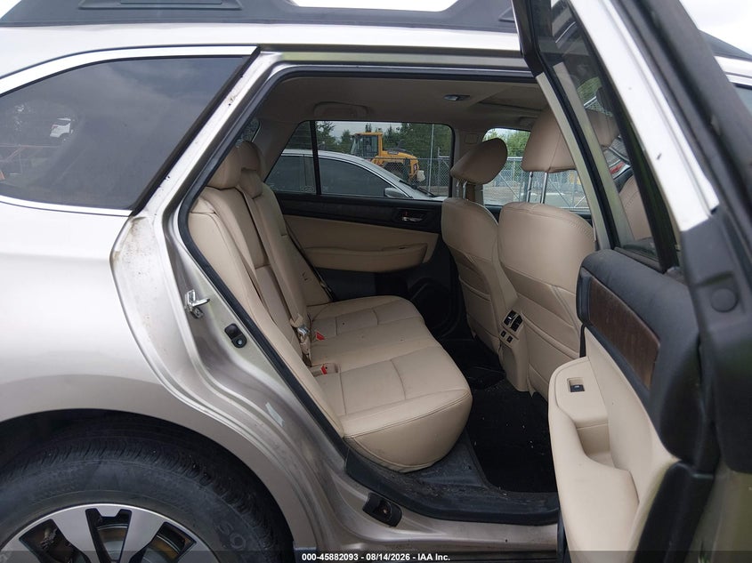 2015 SUBARU OUTBACK auction photo 8