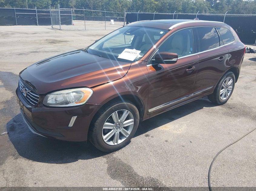 2016 VOLVO XC60 auction photo 2