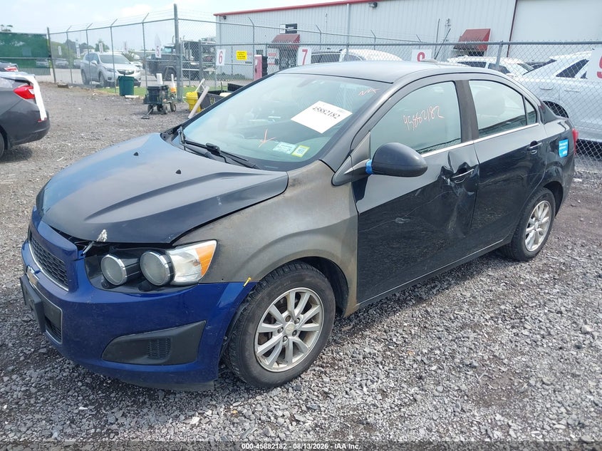 2017 CHEVROLET SONIC auction photo 2
