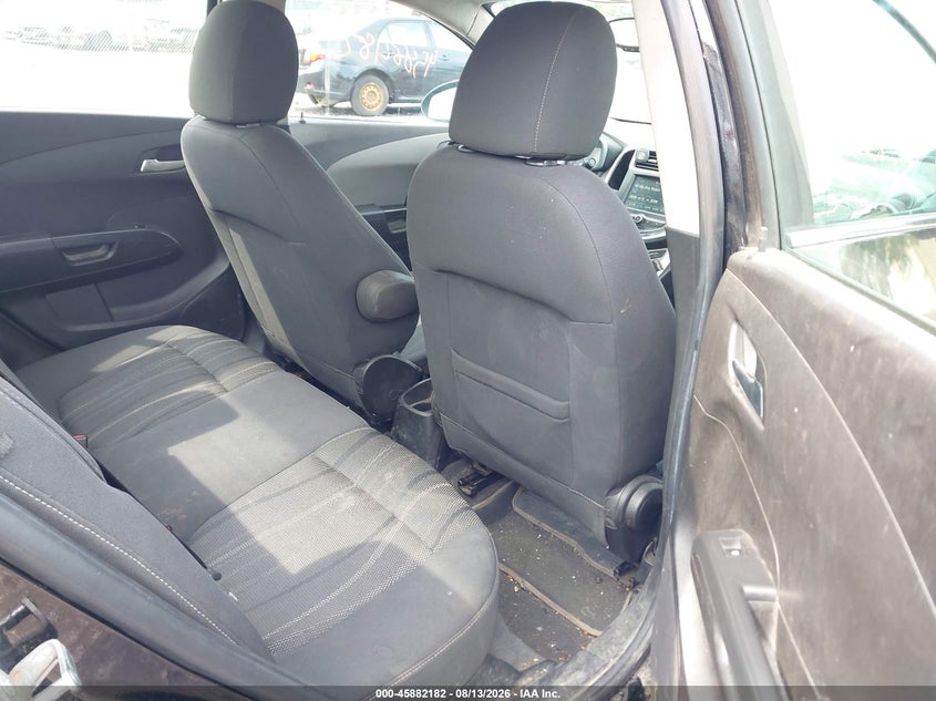 2017 CHEVROLET SONIC auction photo 8