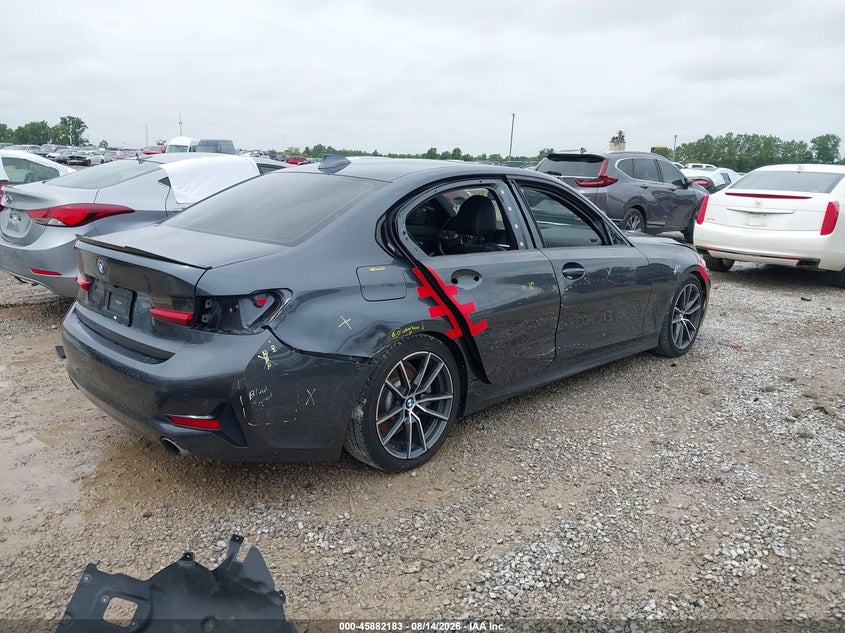 BMW 330I - zdjęcie 4