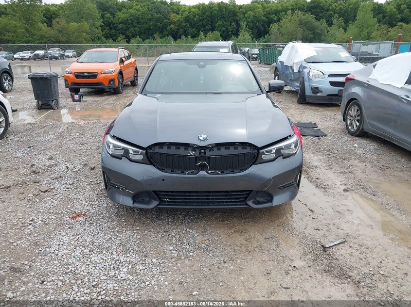 BMW 330I - zdjęcie 6