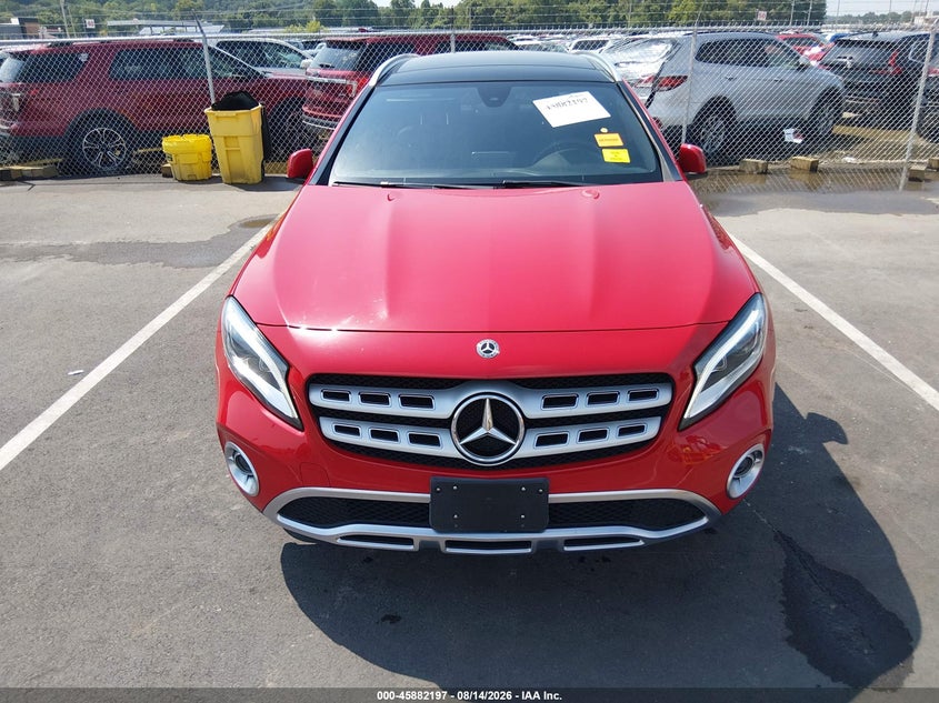 Фото 12 - MERCEDES-BENZ GLA 250