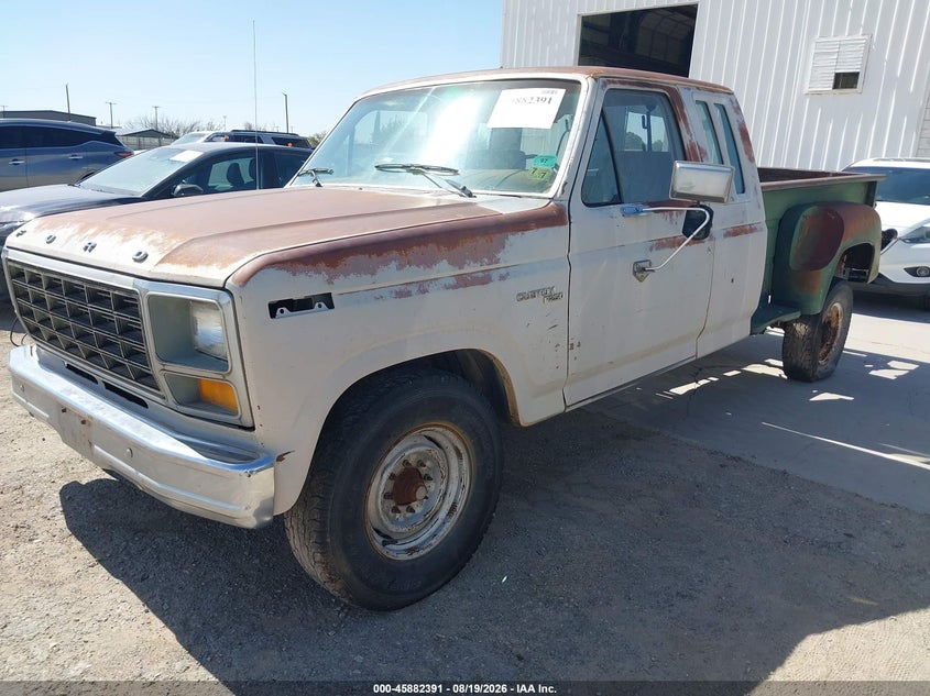 1981 Ford F250, Normal Wear & Tear, IAAI, VIN 1FTFX25G5BKA05094 — photo 2