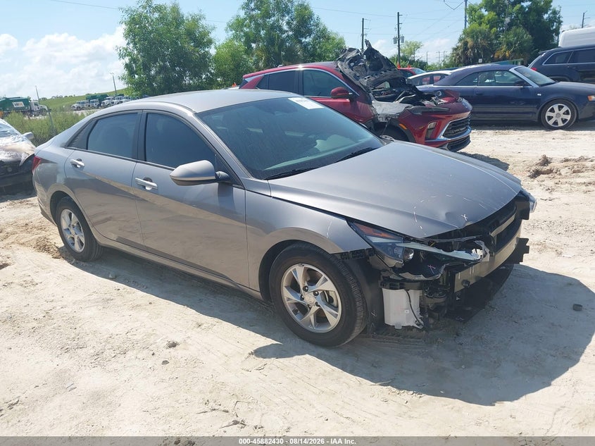 2022 Hyundai Elantra Se