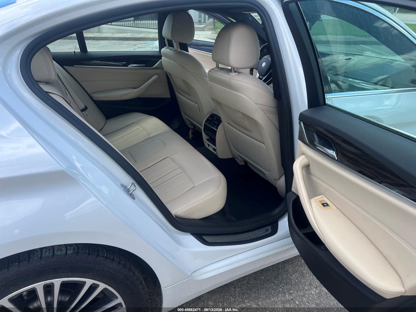 2020 BMW 530I auction photo 7