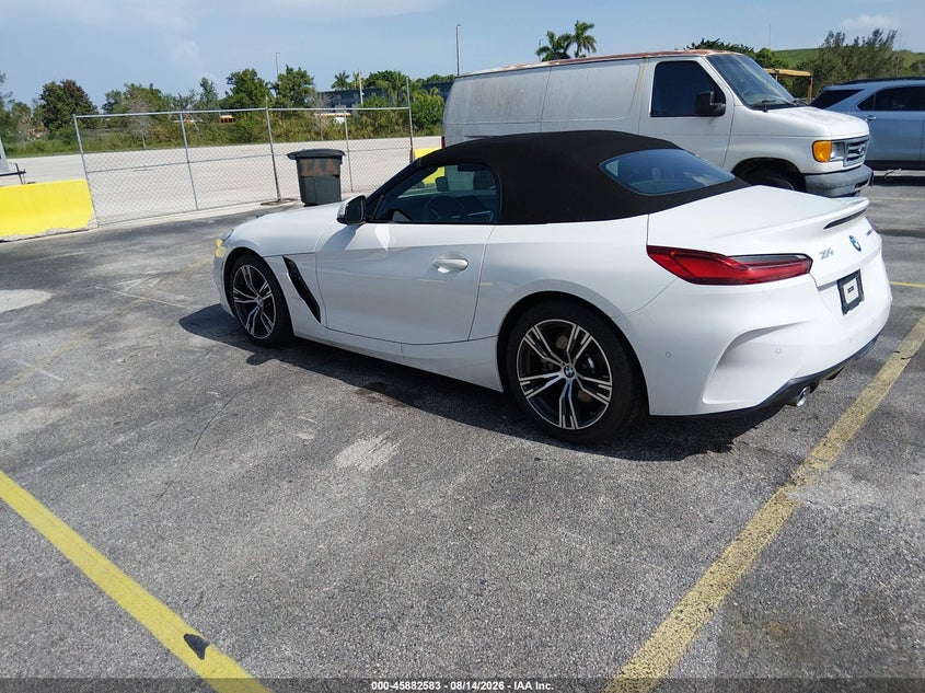 2026 BMW Z4 CABRIO 2.0L I-4 DI, DOHC, VVT, TURBO, PREMIUM , 255HP