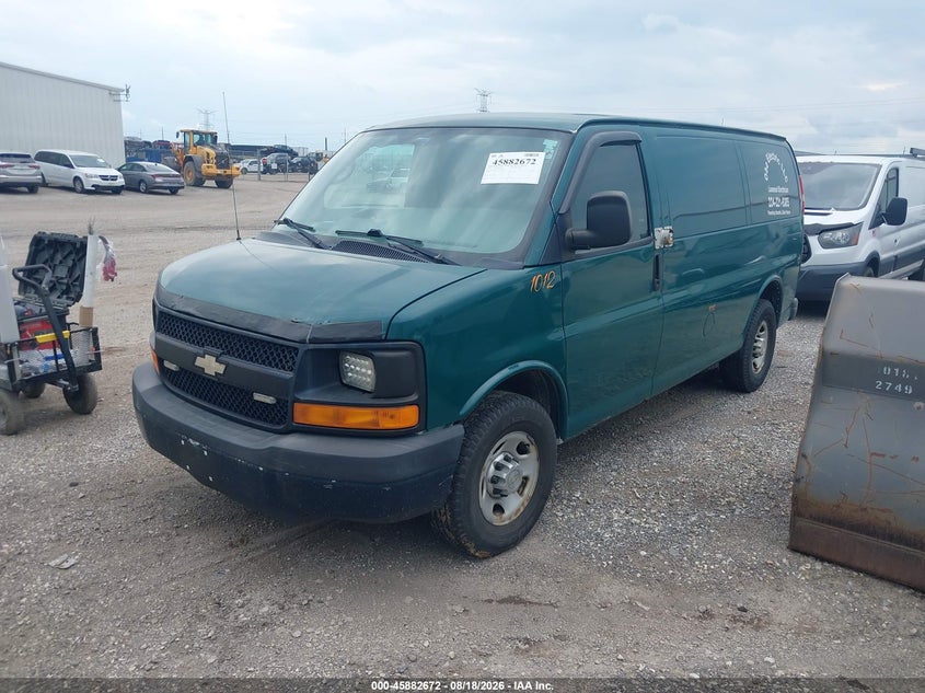 2013 CHEVROLET EXPRESS 2500 auction photo 2
