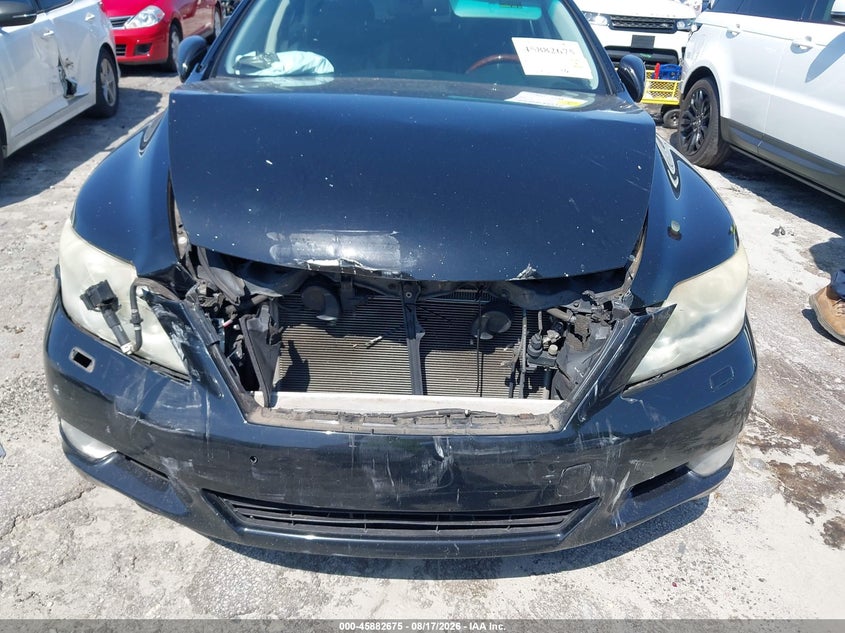 2011 LEXUS LS 460 auction photo 6
