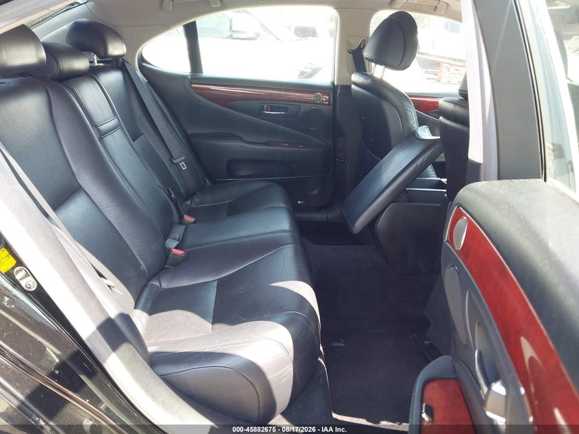 2011 LEXUS LS 460 auction photo 8