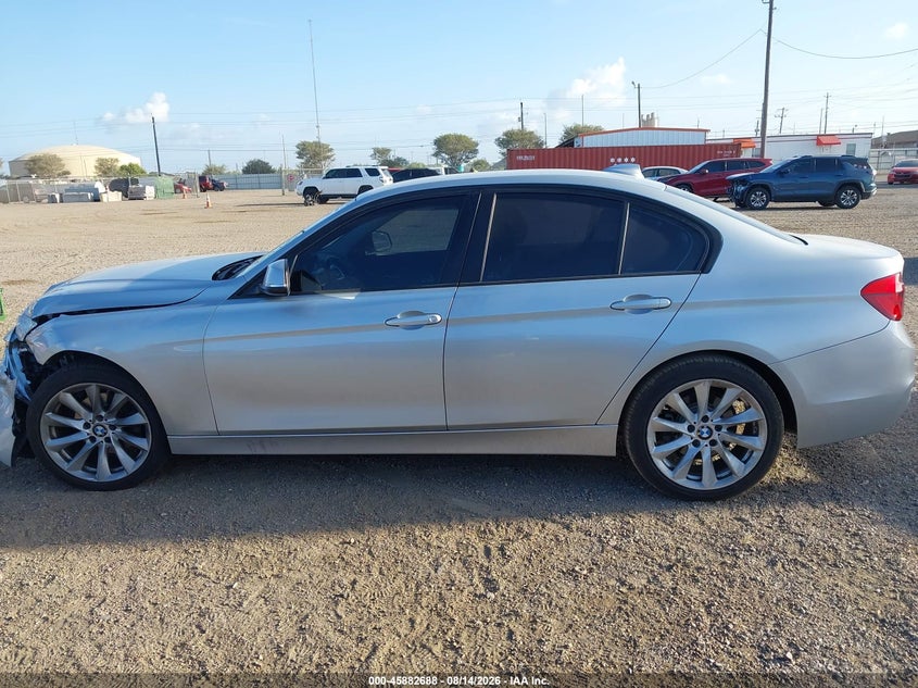 BMW 320I - zdjęcie 14