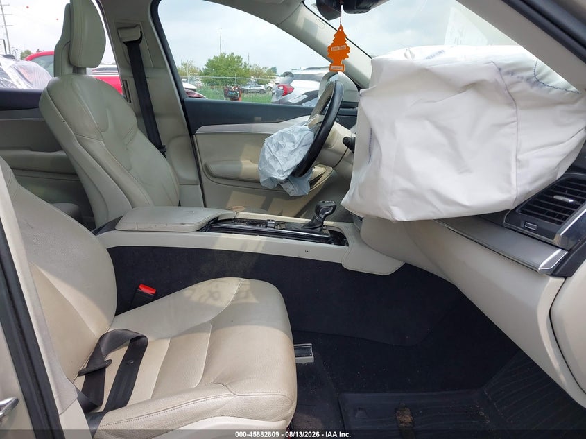 2016 VOLVO XC90 auction photo 5