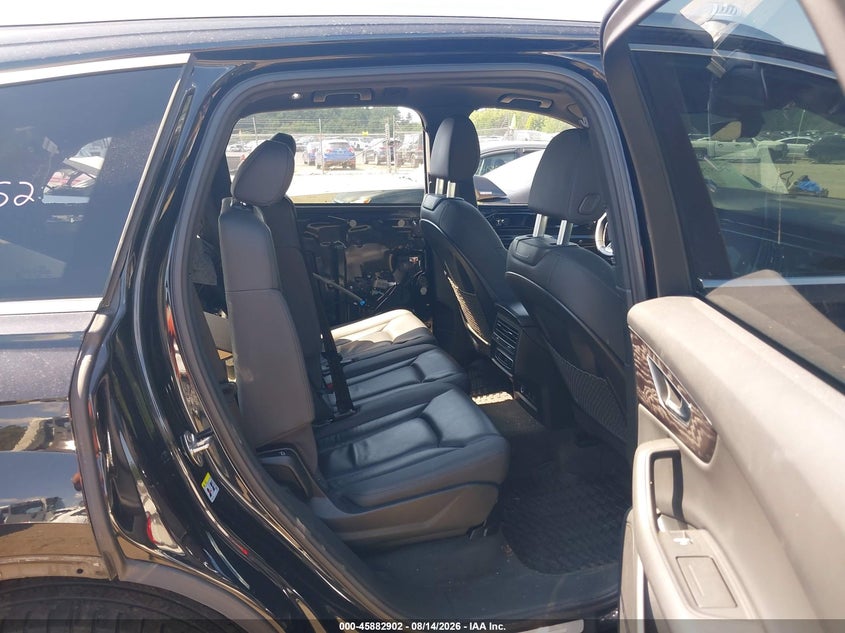 AUDI Q7 - zdjęcie 8