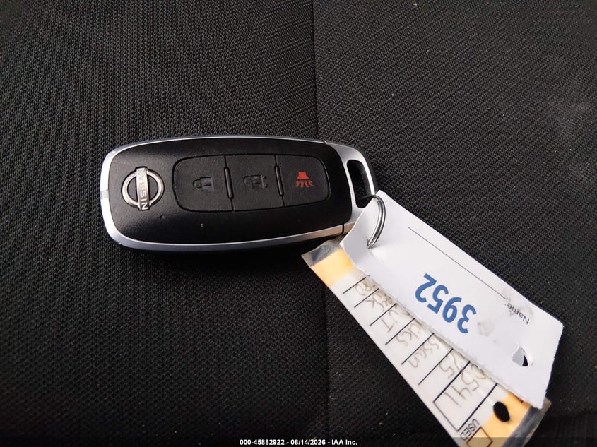NISSAN KICKS PLAY 2025 VIN 3N1CP5BV6SL475580