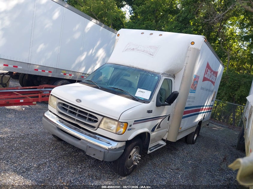 1999 FORD ECONOLINE auction photo 2