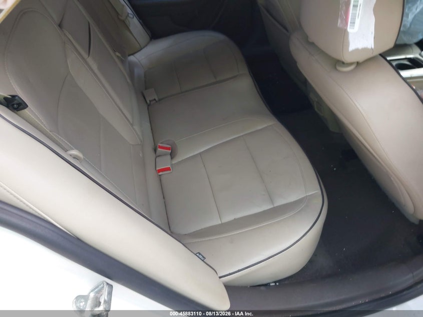 2013 CHEVROLET MALIBU auction photo 8