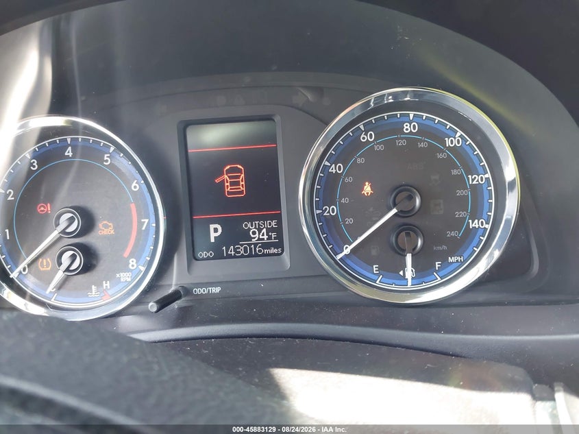 2018 TOYOTA COROLLA auction photo 7